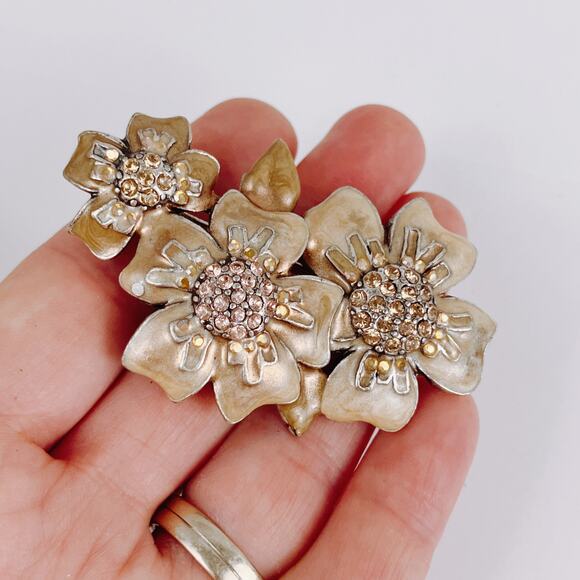 VTG Signed Chico’s Brooch Gold Tone Enamel Floral Rhinestone Pin Y2K - Picture 3 of 9